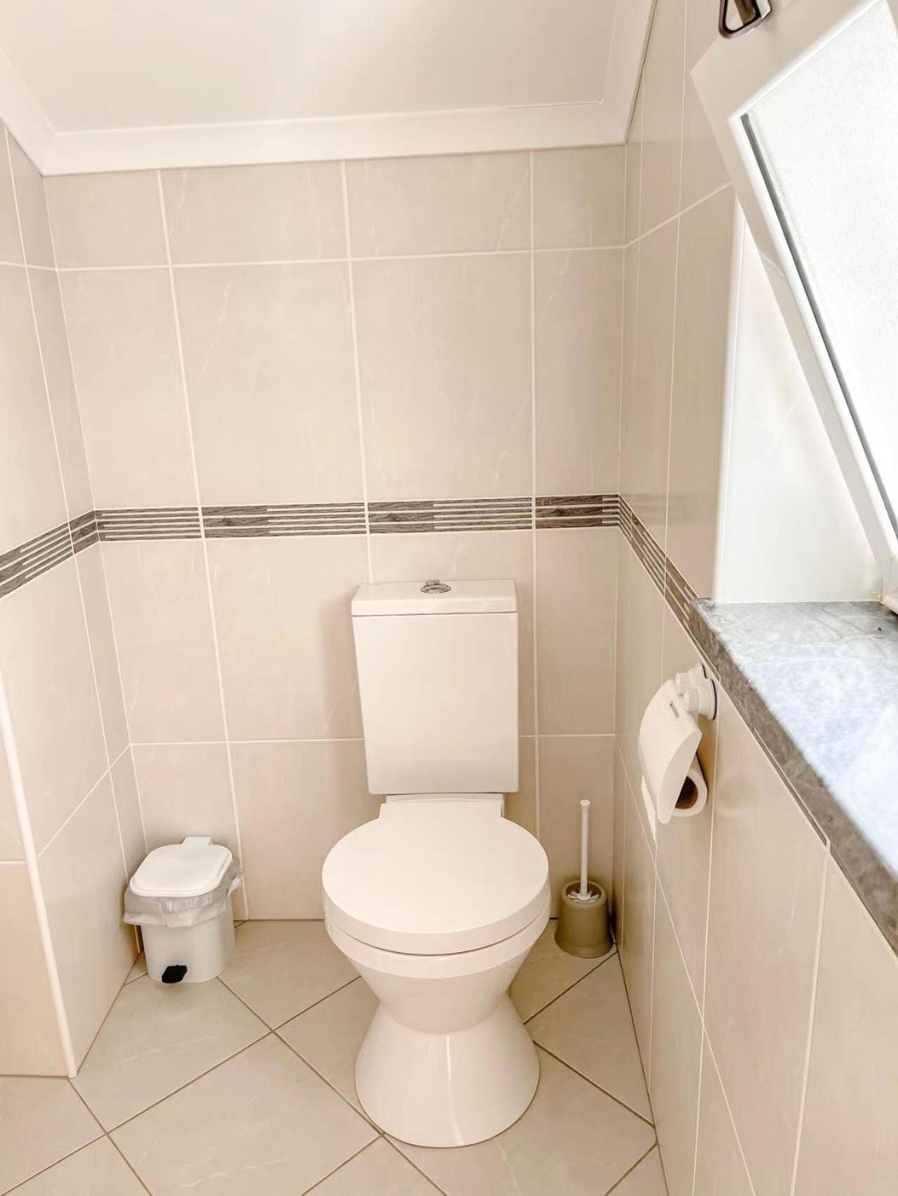Seaside Room In A Peniche Townhouse Featuring A Private Bathroom And Shared Access To The Swimming Pool And Kitchen Атогиа-да-Балейя Экстерьер фото